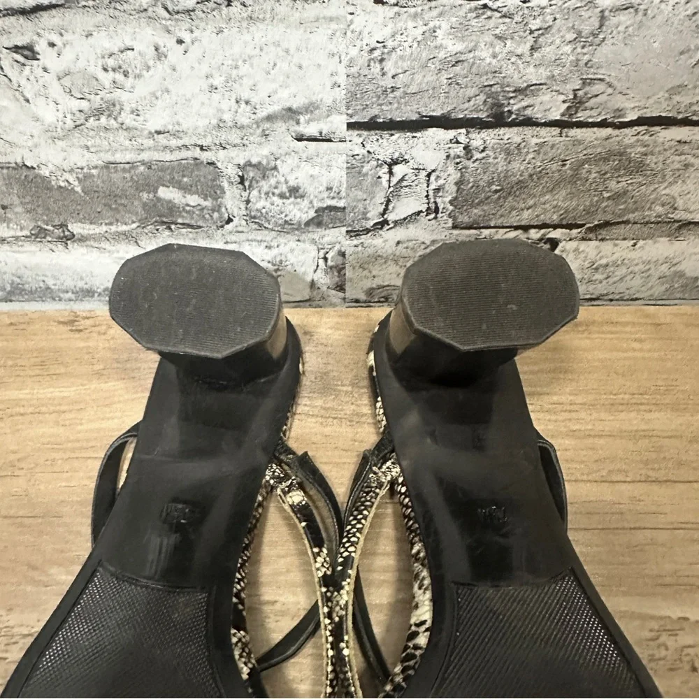 EUC Marc Fisher Black and White Snake Pattern Square Toe Heels Size 7.5M - Picture 10 of 12